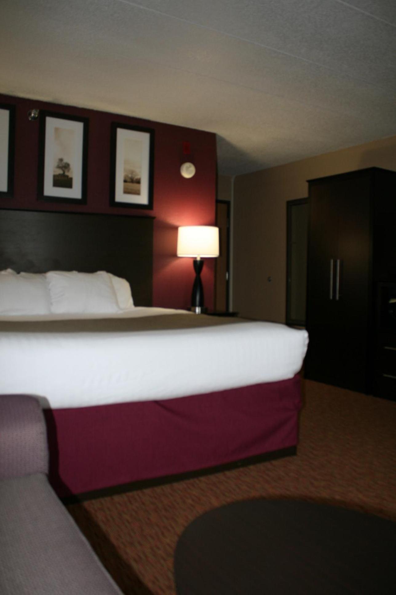 Americinn By Wyndham Osceola Extérieur photo