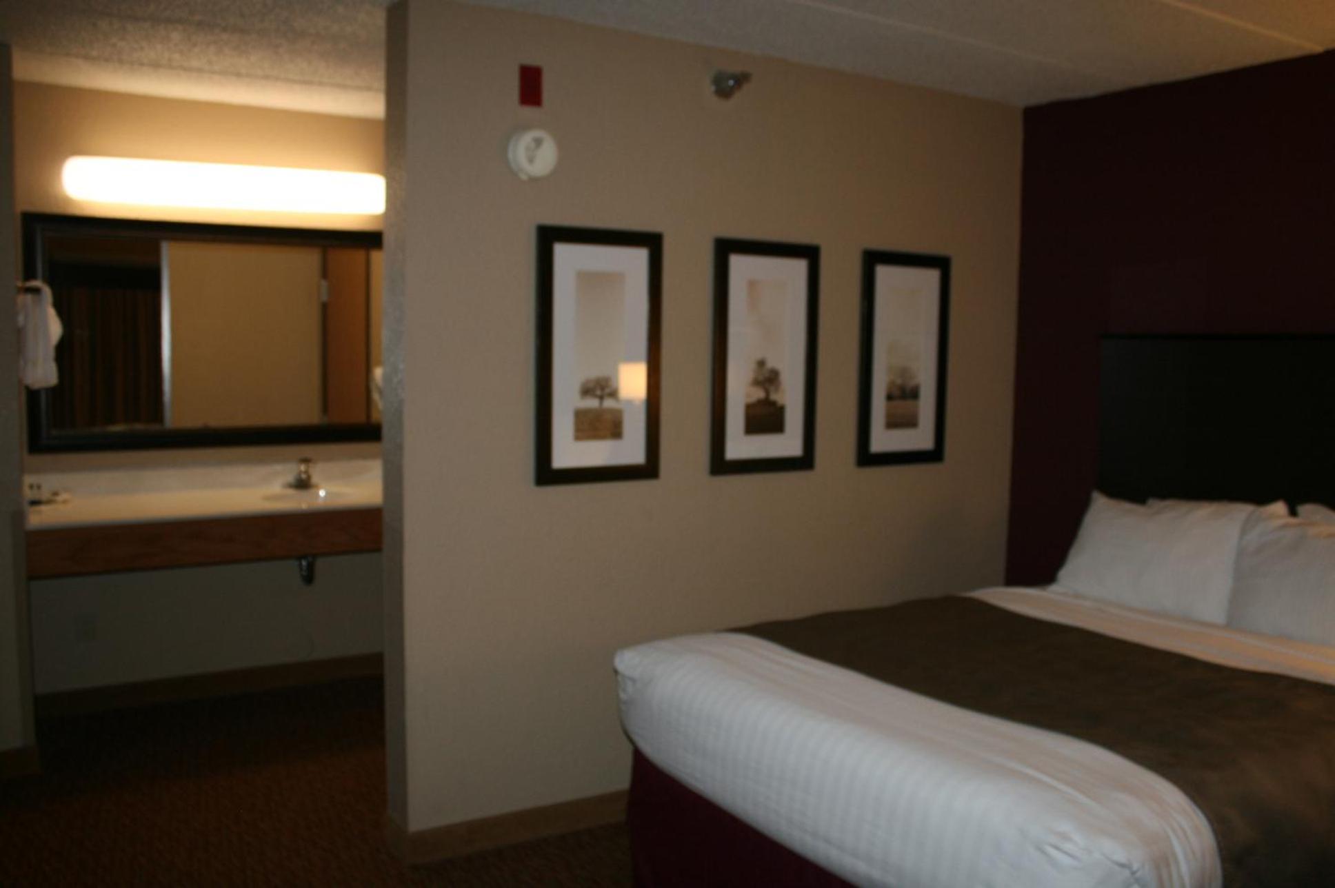 Americinn By Wyndham Osceola Extérieur photo