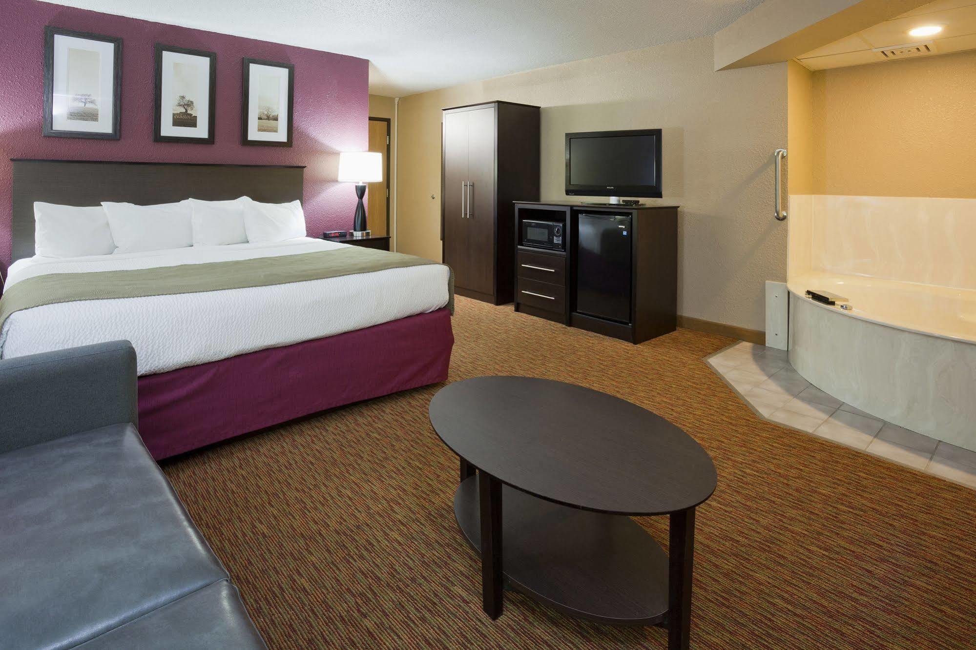 Americinn By Wyndham Osceola Extérieur photo