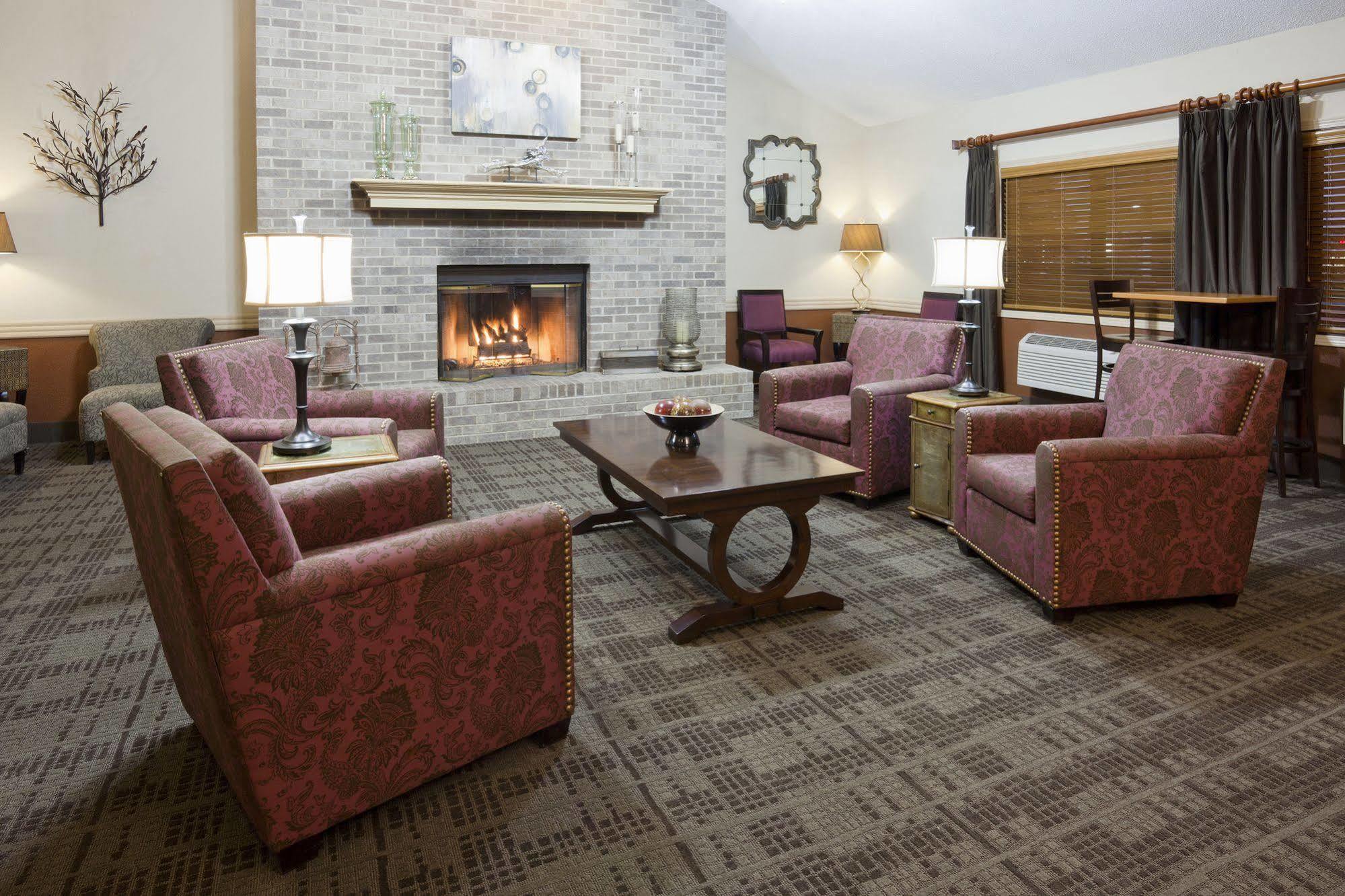 Americinn By Wyndham Osceola Extérieur photo