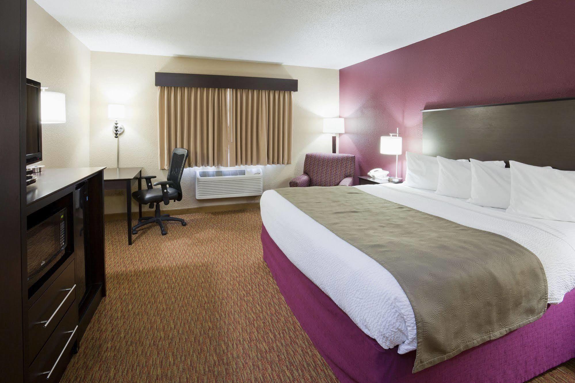 Americinn By Wyndham Osceola Extérieur photo