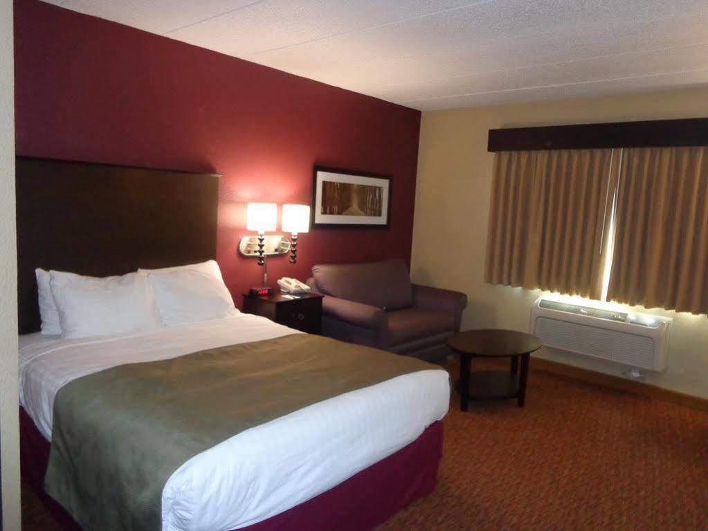 Americinn By Wyndham Osceola Extérieur photo